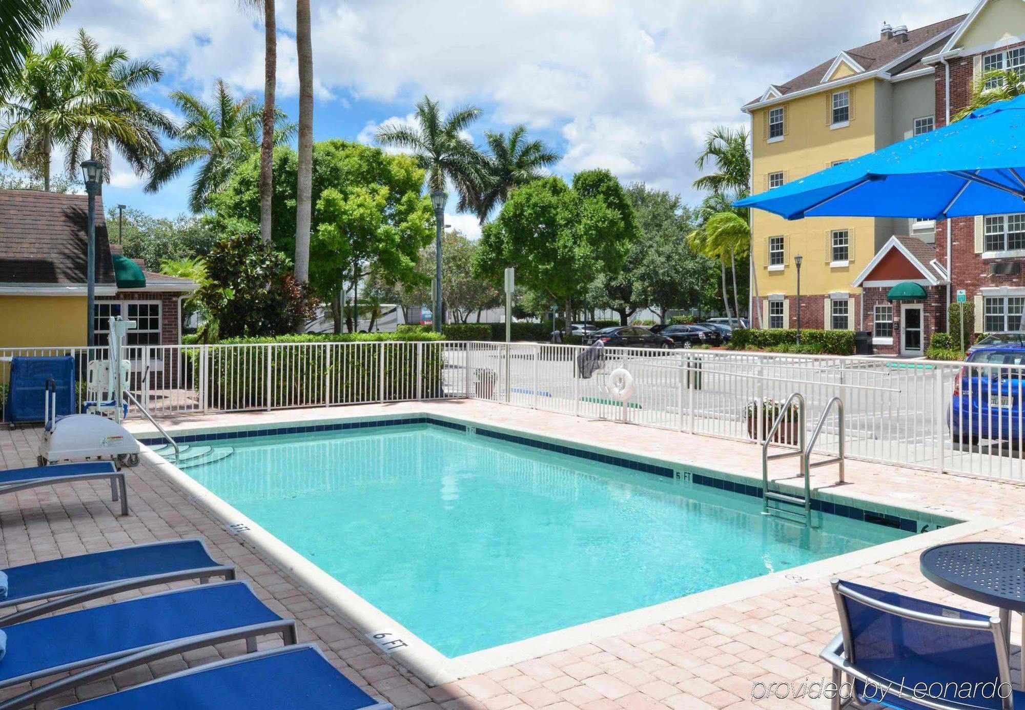 Towneplace Suites Miami West Doral Area Exterior foto