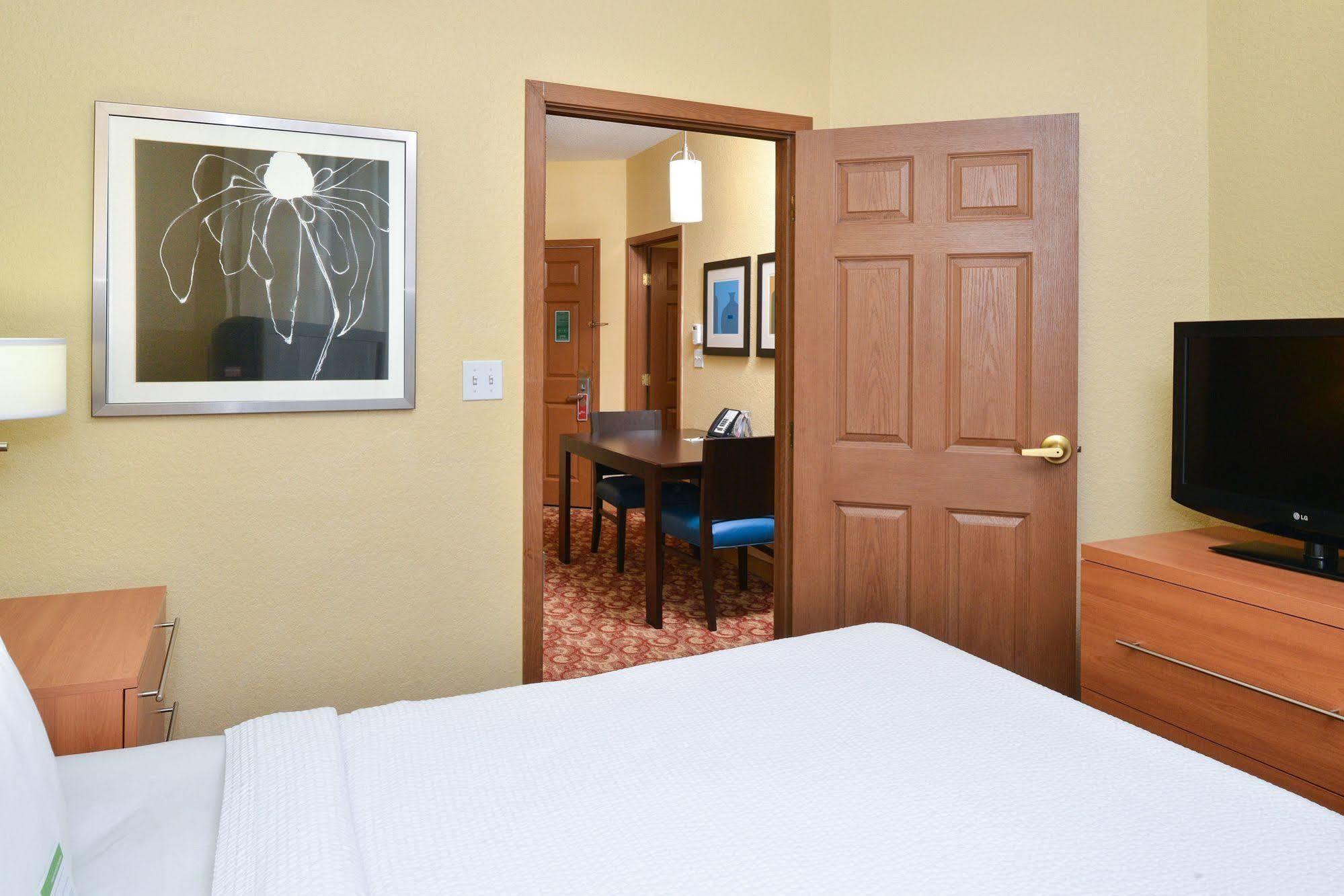 Towneplace Suites Miami West Doral Area Exterior foto
